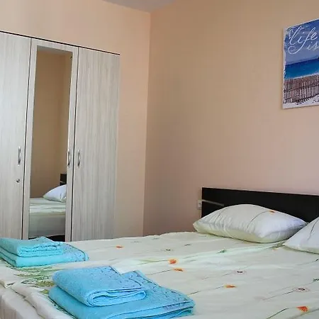 Guest 7 Apartament